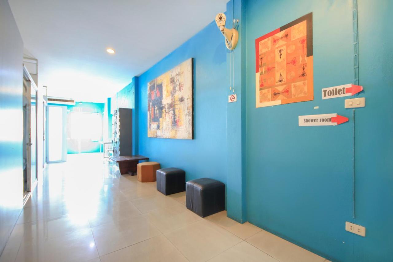 Oyo 1054 Phuket Backpacker Hostel Экстерьер фото
