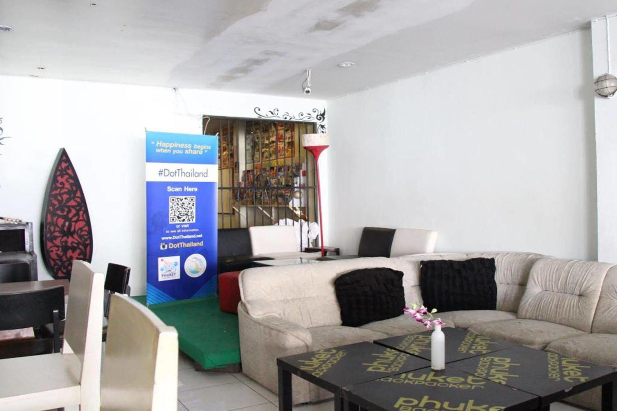 Oyo 1054 Phuket Backpacker Hostel Экстерьер фото